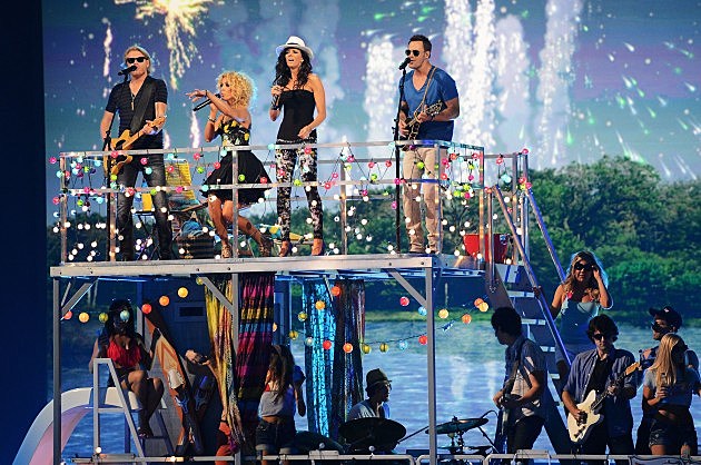Little Big Town Sing On the Pontoon Little Big Town Sing On the Pontoon