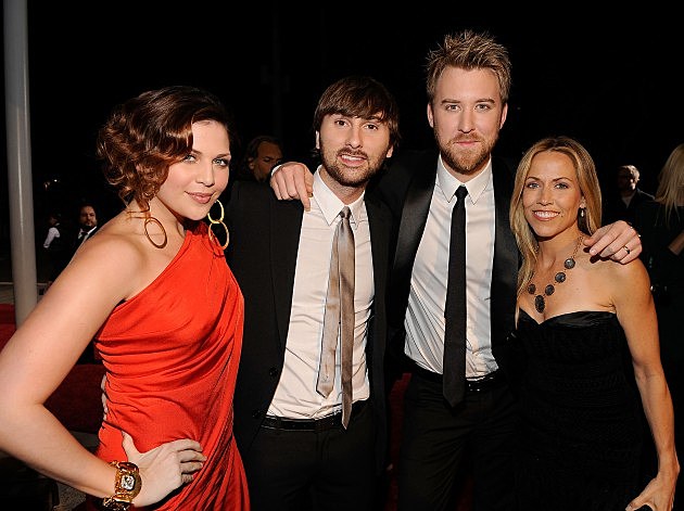 Lady Antebellum with Sheryl Crow in 2010 Lady Antebellum with Sheryl Crow in 2010