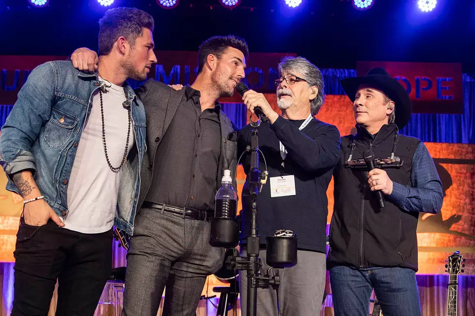 Michael Ray and Jake Owen’s Alabama Tribute Brings Randy Owen to Tears