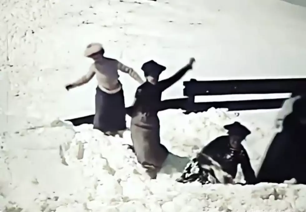 1906 Video Shows Playful Women on a Snowy Day in Upstate NY