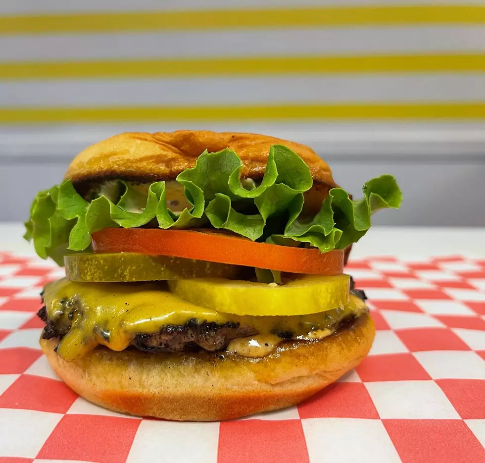 Fastest Growing Capital Region Burger Chain Expanding to Clifton Park and Beyond